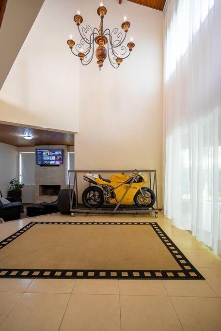 Casa 996 Condominio Fazenda Orypaba Monte Alegre do Sul Eksteriør bilde
